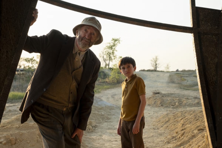 Tales From The Loop : Contempler la science de l’homme