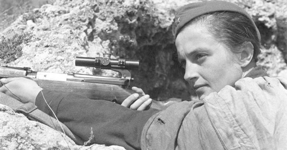 Lady Death, la plus grande tireuse d'lite de tous les temps